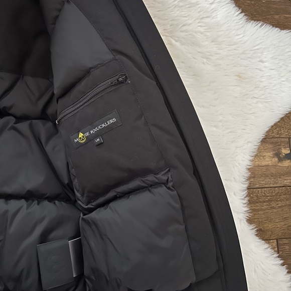 Moose Knuckles Bomber Jacket - size XS - Picture 3 of 5